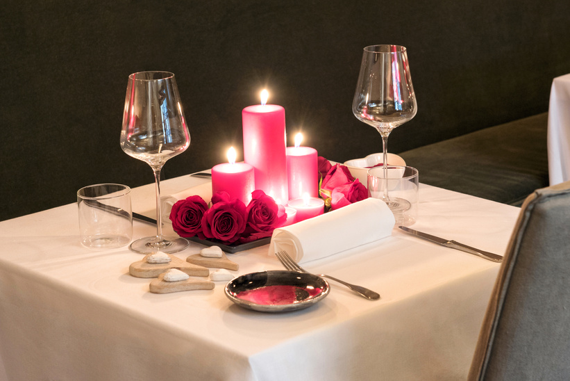 Romantic Candlelit Table Setting